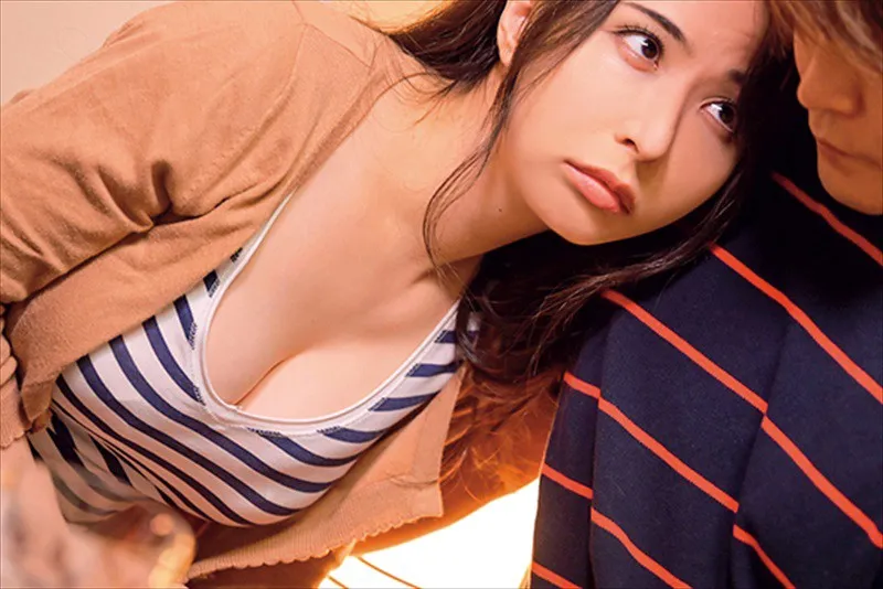 Bạn gái của anh trai của tôi trở nên dâm dục mỗi khi say xỉn