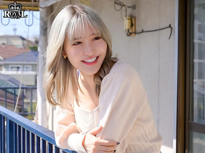 Người mình thầm thương trộm nhớ chị nhà đối diện, thanh niên làm liều nhìn trộm và bị bắt gặp